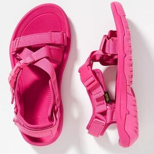 Teva Pink Hurricane Verge Sandals size 12